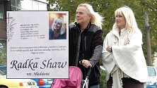 Pohřeb Radky Shaw bude doma na Slovácku. Na snímku s manželem Berniem při návštěvě Uherského Brodu v roce 2008