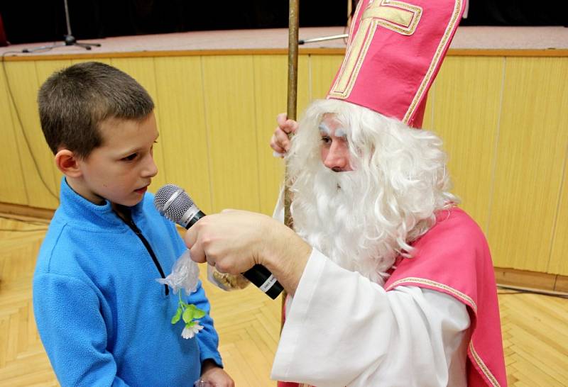 V Babicích si přišli o první adventní neděli na své dospělí i děti 