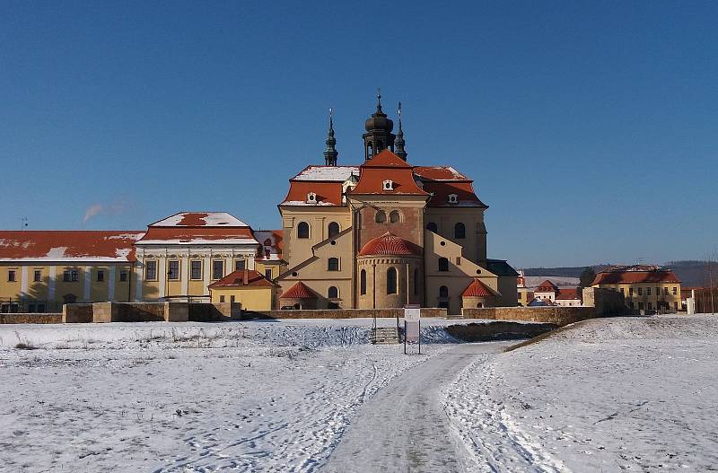 Nová kniha s názvem Deo Gratias je o velehradské bazilice Nanebevzetí Panny Marie a sv. Cyrila a Metoděje. Jejím autorem je umělecký fotograf Libor Teplý z Brna.