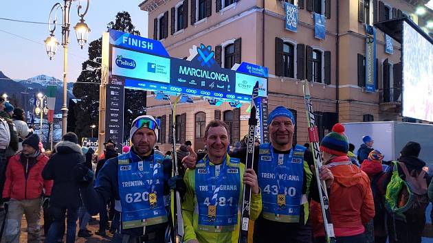 Na start jubilejního padesátého ročníku běžkařského laufu Marcialonga se postavili i tři členové Sokola Bojkovice Pavel Křižka, Martin Kočica a Martin Liška.