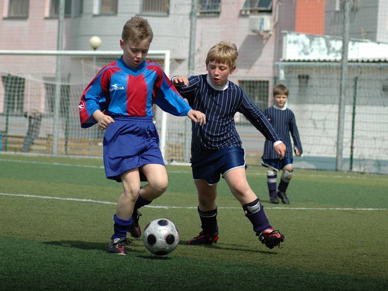 Fotbalový turnaj školních družstev Mc Donald’s Cup 2008: ZŠ Mařatice - ZŠ Březolupy