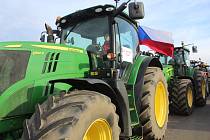 Protest zemědělců ze Zlínského kraje na hraničním přechodu se Slovenském v Hodoníně - Holíči; čtvrtek 22. února 2024