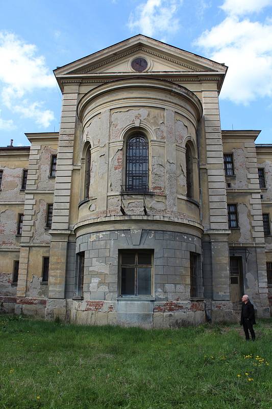 Bohoslužby v hradišťské věznici se účastnili čtyři duchovní, ministr a další stovka lidí.