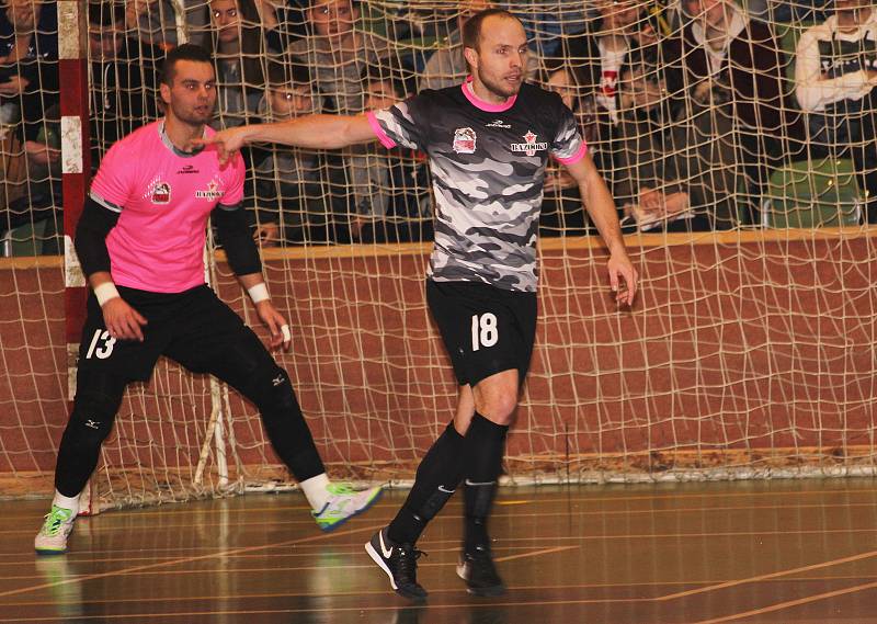 2. futsalová liga: Bazooka CF Uherské Hradiště - Zlín 10:4.