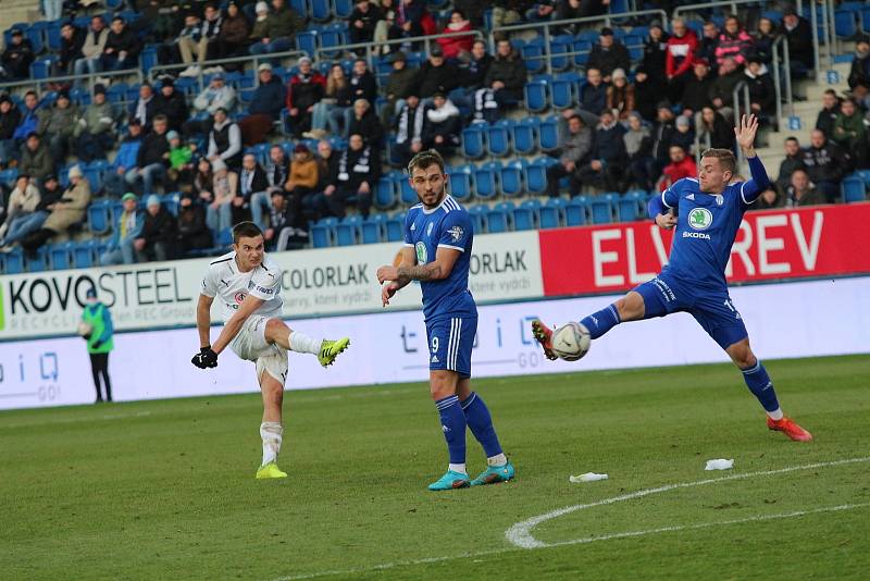 Fotbalisté Slovácka (bílé dresy) ve 23. kole FORTUNA:LIGY zdolali Mladou Boleslav 2:1.