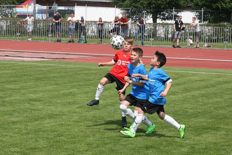 Finálový turnaj 24. ročníku McDonald’s Cupu hostil stadion ligového Slovácka v Uherském Hradišti