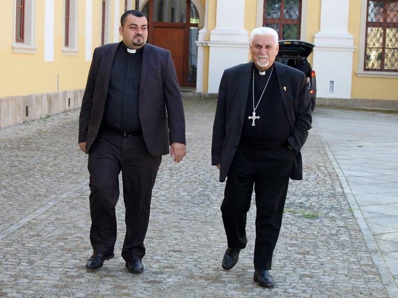 Katolický arcibiskup syrsko-chaldejského obřadu Yohann Petros Mouche z diecéze v iráckém Mosulu v doprovodu svého sekretáře Majjeda Ataly navštívili Velehrad.