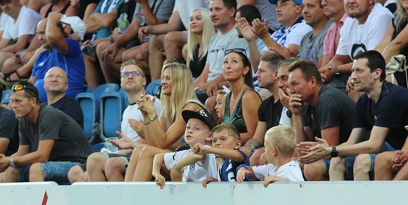 Fotbalisté Slovácka se v play off Evropské konferenční ligy utkali s AIK Stockholm.