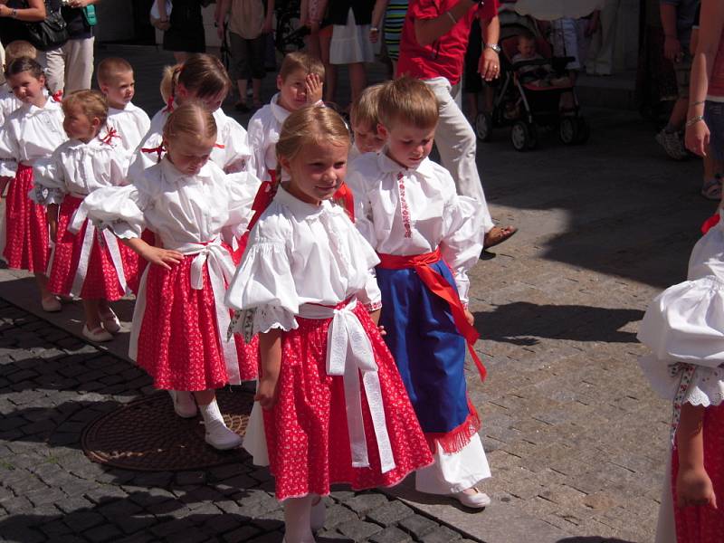 Na folklorním festivalu Kunovské léto se představí soubory z celé Evropy.