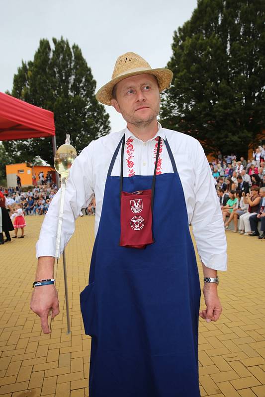 Slavnostní vyhlášení výsledků X. ročníku soutěže TOP Víno Slovácka 2017 v Polešovicích. Jedná se o regionální ocenění nejlepších vín Slovácka