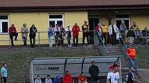 Fotbalisté vedoucích Osvětiman (tmavé dresy) v sobotu doma podlehli třetím Bojkovicím 2:4.