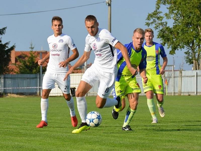 MOL Cup 2.kolo: TJ Sokol Tasovice - 1.FC Slovácko 2:5 (0:3)