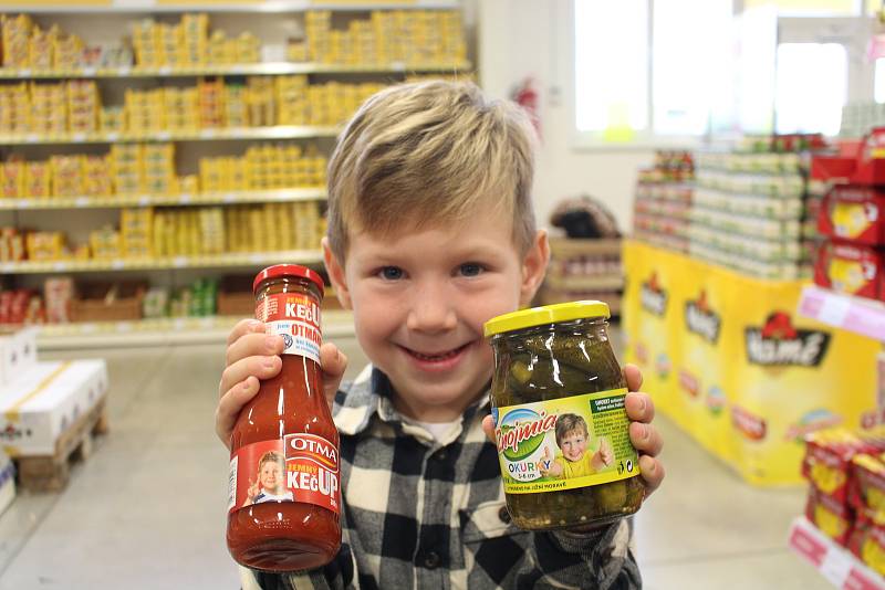 Jakub Sladký z Uherského Hradiště se stal novou tváří dětských výrobků přední české potravinářské společnosti Hamé. Jeho šibalský úsměv zdobí kečup Otmánek a okurky Znojmia.