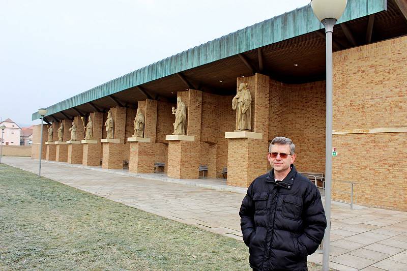 Velehradský farář Petr Přádka těsně před odchodem z Velehradu v lednu 2019 do pozice spirituála řádu Tovaryšstva Ježíšova v ČR.