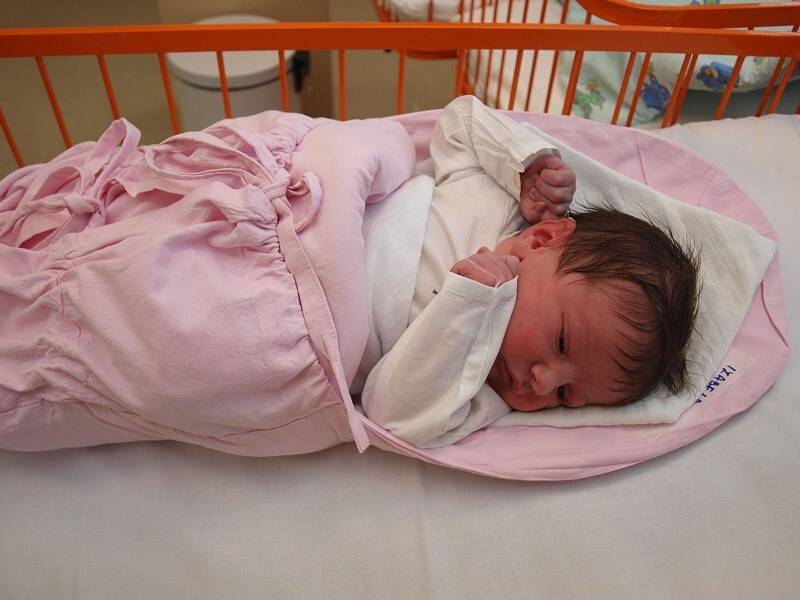 Izabela Baičevová, 15. 12. 2008, 49 cm, 3300 g, Podolí