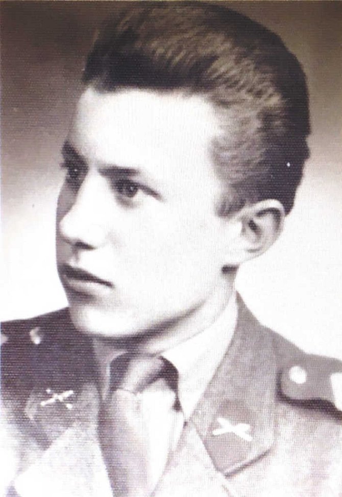 Aleš Kuchař, Vojenská škola Jana Žižky v Bratislavě, r. 1961  maturitní ročník VŠJŽ