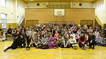 Žáci i kantoři ze Základní školy UNESCO v Uherském Hradišti v pondělí 15. února přivítali jedenáct zahraničních studentů z celého světa. 