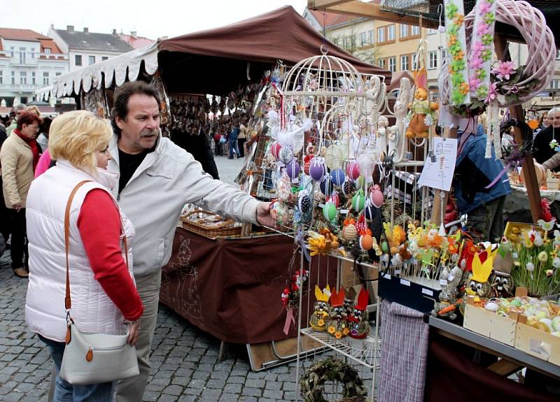 NA TRHU. Velikonoční jarmark v Hradišti, tradiční a hlavně otevřený všem.  