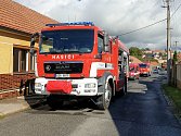 Tři jednotky hasičů vyrazily ve středu krátce před 15. hodinou k požáru v rodinném domě do Osvětiman. Hořelo v kuchyni.