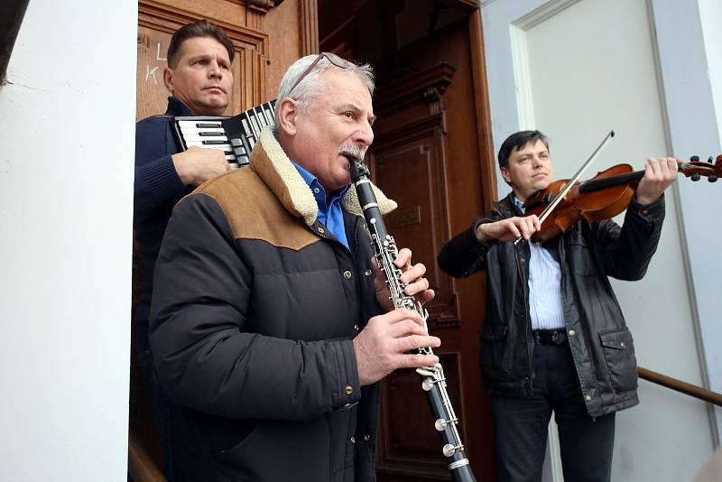 Tříkrálová sbírka 2018 v Uherském Hradišti. oblatní Charita