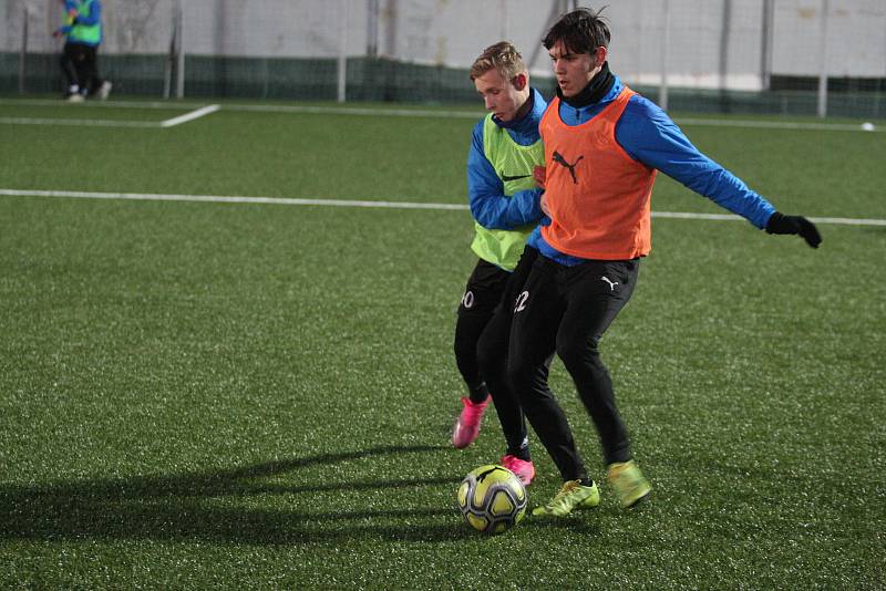 Mladí fotbalisté Slovácka z juniorky a staršího dorostu se již od podzimu připravují spolu.