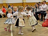 V boršickém kulturním době  panovala příjemná plesová atmosféra krojovaných dětí.