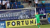 Fotbalisté Slovácka (v bílých dresech) doma ve 2. kole FORTUNA:LIGY hostili Jablonec.