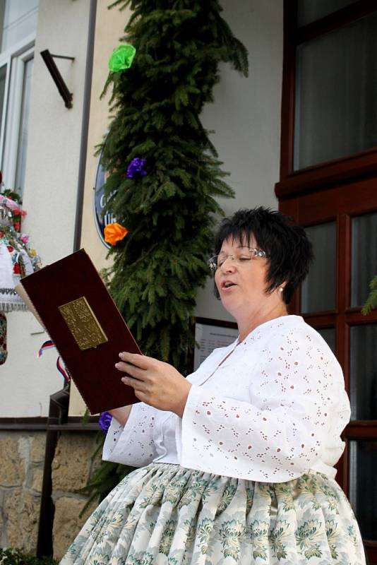 HODOVÉ VESELÍ. Sušické hody byly otevřeny pro každého, kdo se chtěl dobře bavit a nepřijít o nové zážitky. 