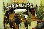 Vánoční koncert v hradčovickém kostele.