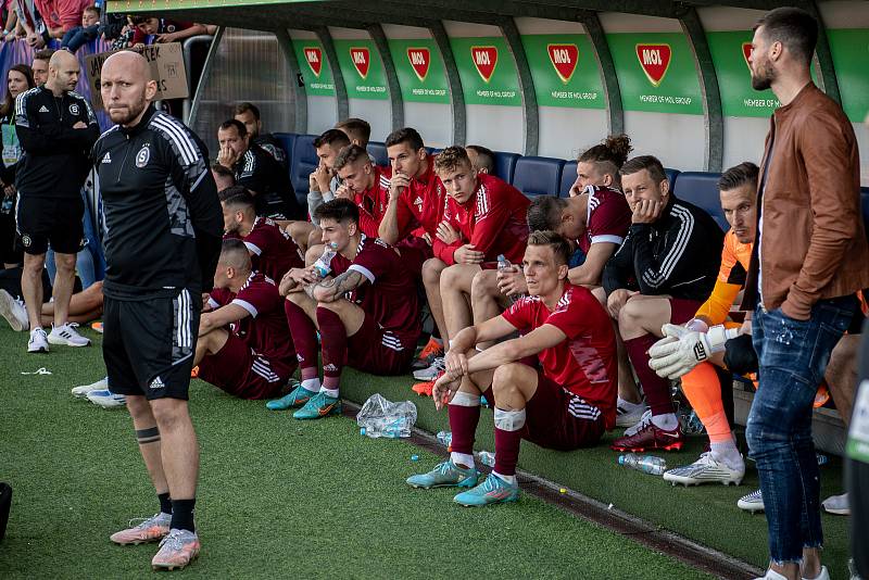 Finále českého fotbalového poháru MOL Cupu: 1. FC Slovácko - Sparta Praha, 18. května 2022 v Uherském Hradišti. Tým Sparty po finále.