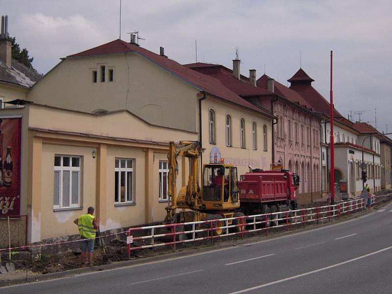 Nová integrovaná stezka pro pěší a cyklisty vzniká v Hradišti.