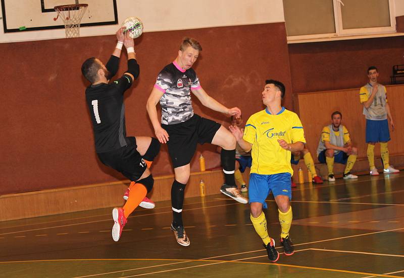 2. futsalová liga: Bazooka CF Uherské Hradiště - Zlín 10:4.