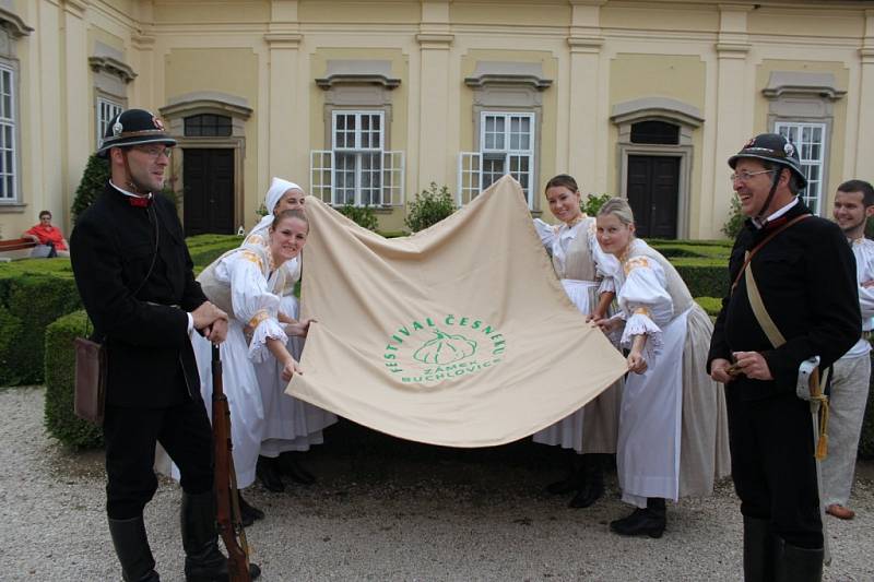 Festivalu česneku na zámku v Buchlovicích. Ilustrační foto.