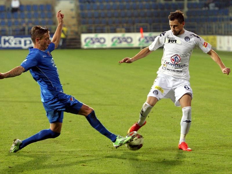 1. FC Slovácko - FC Baník Ostrava.