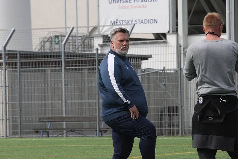 Trenér Jiří Saňák skončil ve Slovácku a vrací se zpátky do Olomouce.