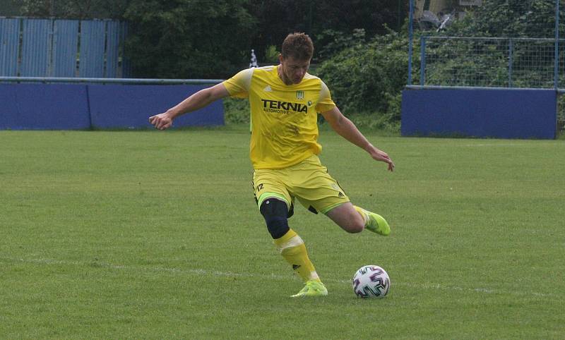 Fotbalisté Kunovice doma prohráli s Nivnicí 0:2. Hosty poprvé vedl nový hlavní trenér Pavel Barcuch.