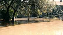 Povodeň v červenci 1997 v Uh. Hradišti: sídliště Tůně.