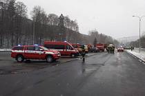 Po ženě pátrají na Slovácku policisté a šedesát hasičů