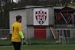 Fotbalisté Jalubí (žlutočerné dresy) v semifinále Poháru OFS Jarošovský pivovar zdolali Nedakonice 3:0.