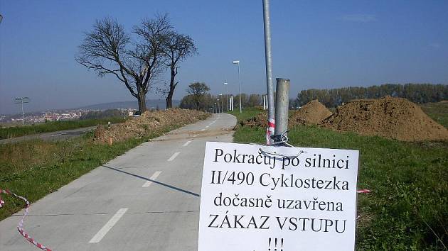 Cyklostezka do Nivnice je dočasně uzavřena - Slovácký deník