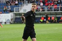 Devatenáctiletý fotbalový rozhodčí Jan Martinák.
