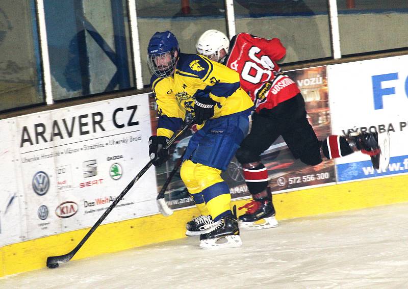 Hokejisté HC Uherský Brod prohráli ve druhém utkání čtvrfinále playoff Krajské ligy s Boskovicemi 3:5.