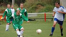 V hodovém derby mezi fotbalisty Jalubí (v bílém) a Kudlovic branka nepadla, takže mohli být spokojeni ti soutěžící, kteří ve Fortuna lize tipovali na třetím řádku nulu. 