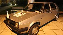 Volkswagen Golf Václava Havla ve středu 30. října večer zaparkovaný před kinem Hvězda v Uherském Hradišti byl pomyslnou třešničkou na dortu jedné z připomínek 30 let od sametové revoluce.