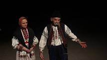 V sobotu večer se představilo na čtrnáctém ročníku Legend moravského folkloru na 151 účinkujících. Letošním tématem programu byly Vánoce na moravských horách.