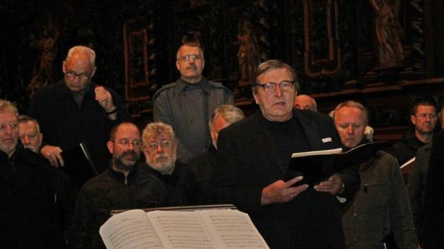 Ve velehradské bazilice se sešli moravští učitelé a zazpívali.