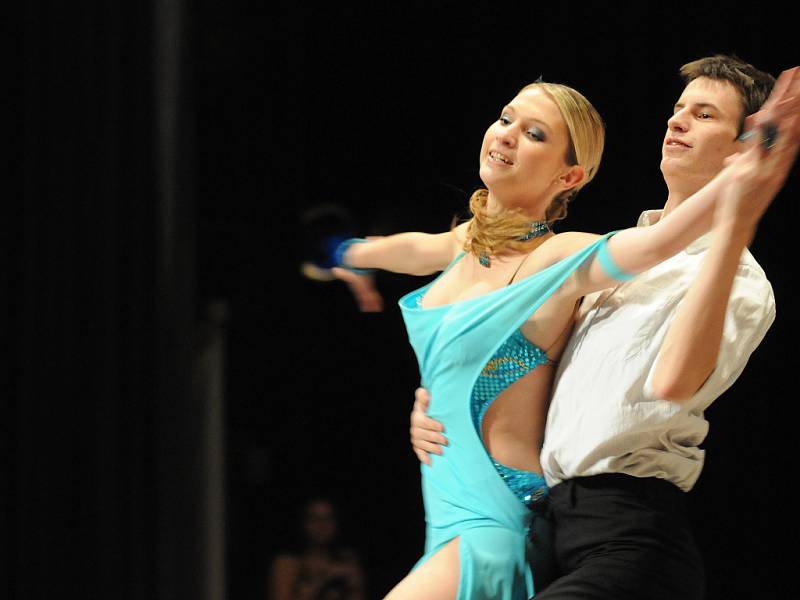 Studenti brodského gymnázia předvedli svoje taneční, pěvecké a moderátorské umění.