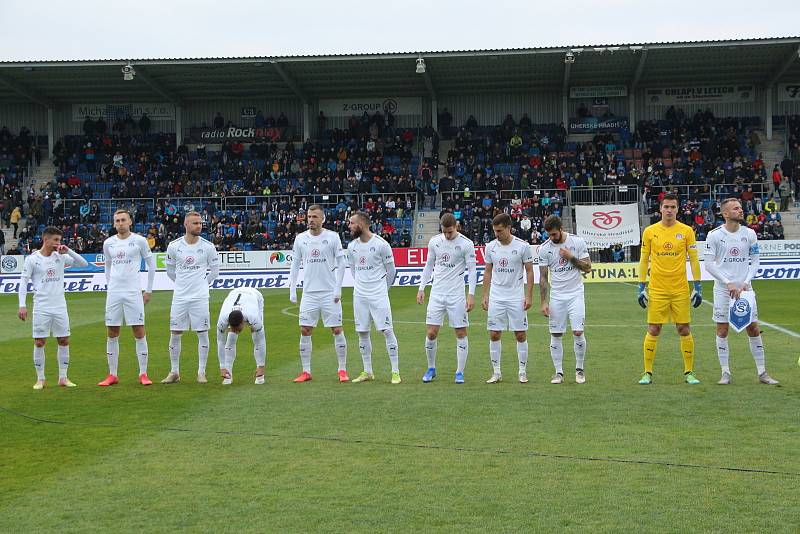 Fotbalisté Slovácko (bílé dresy) se v 15. kole FORTUNA:LIGY utkali s pražskou Spartu. Šlágr sledoval vyprodaný stadion.