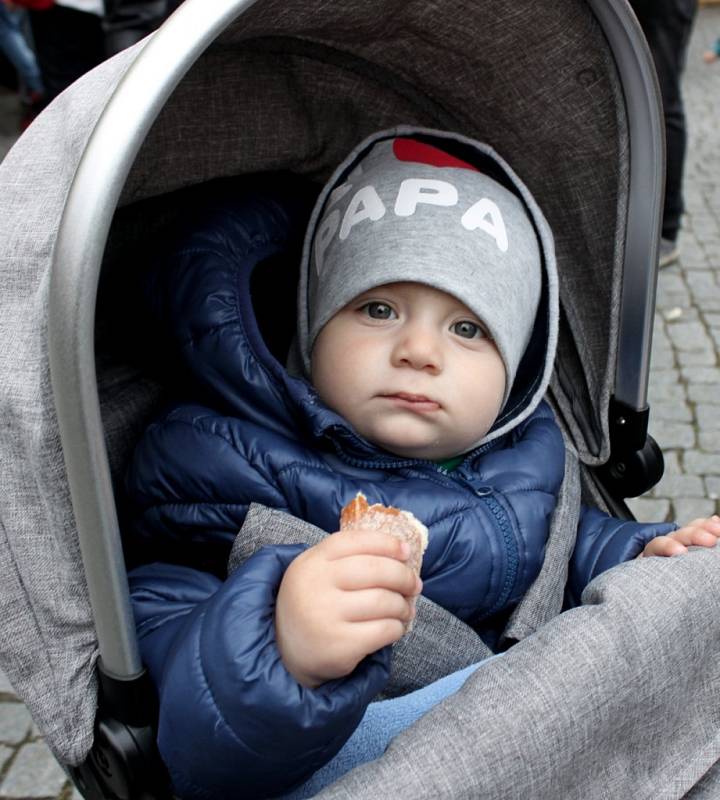 NA TRHU. Velikonoční jarmark v Hradišti, tradiční a hlavně otevřený všem.  