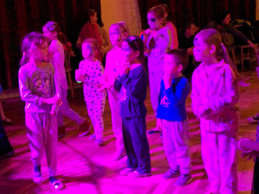 Na pyžamový ples do Boršic dorazily davy dětí s rodiči - Slovácký deník